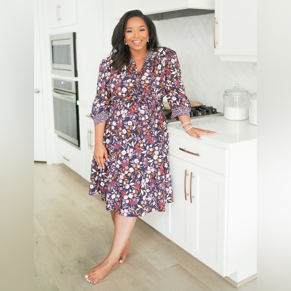 Draper James Loretta Shirtdress In Painterly Floral - Picture 9 of 11